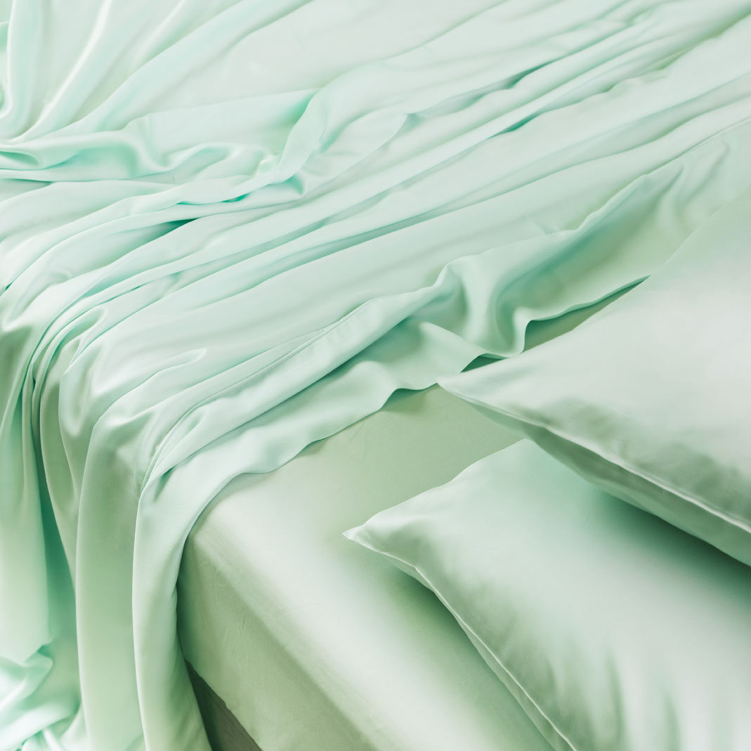 Paradise Green | Signature Sateen Sheet Set Made with 100% Organic Bamboo #Color_paradisegreen